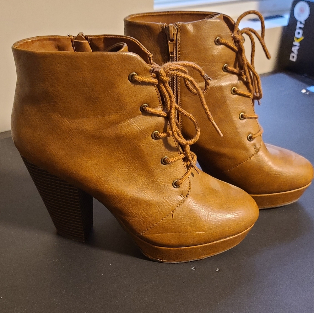Brash ankle boots